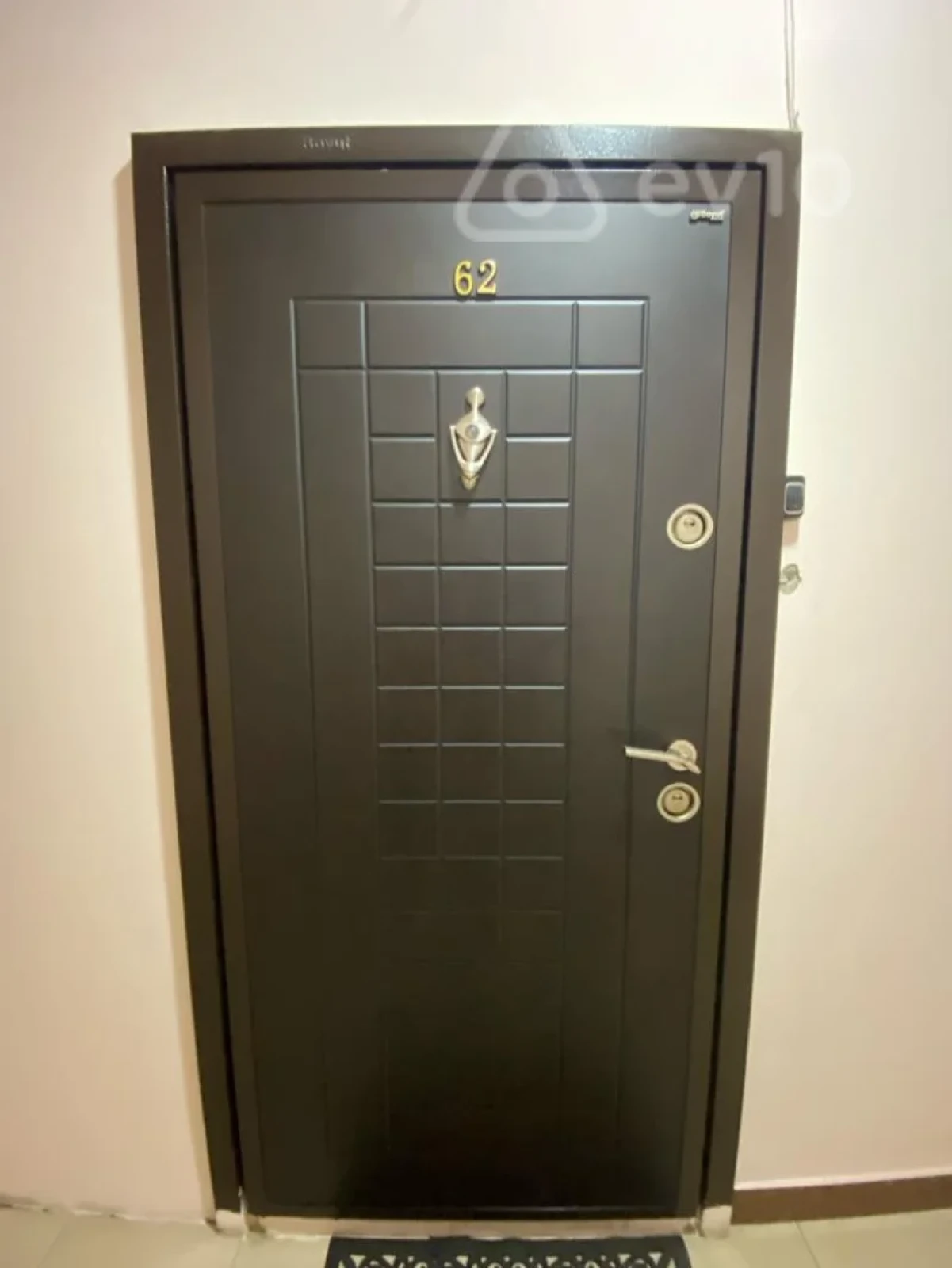 Kirayə verilir 2 otaqlı yeni tikili 77 m²