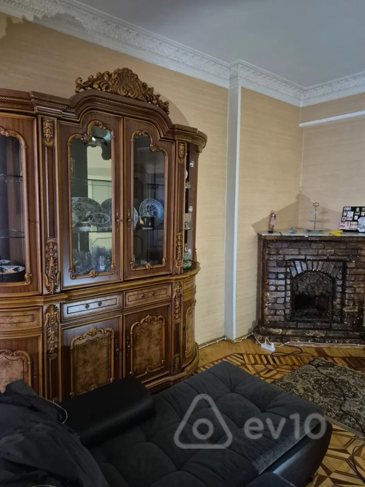 Kirayə verilir 3 otaqlı köhnə tikili 95 m²