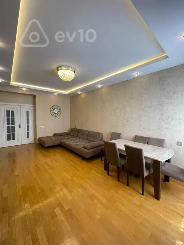 Satılır 2 otaqlı yeni tikili 65 m²