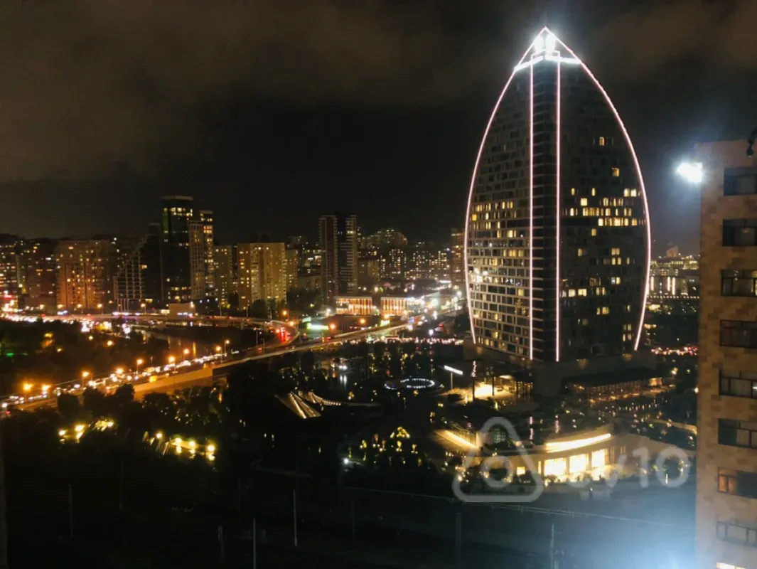 Satılır 2 otaqlı yeni tikili 65 m²