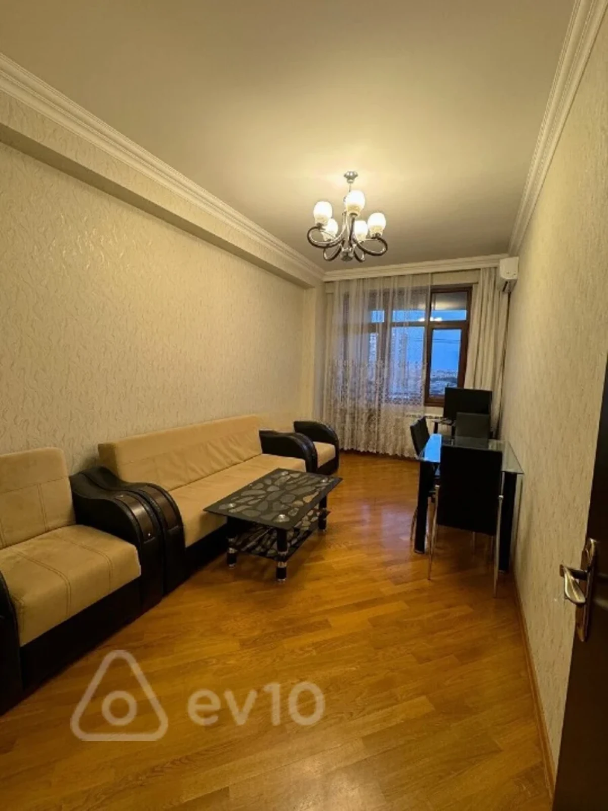 Kirayə verilir 2 otaqlı yeni tikili 60 m²