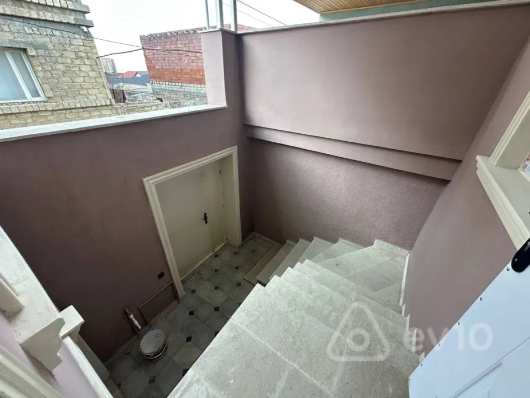 Satılır 4 otaqlı həyət evi 110 m²