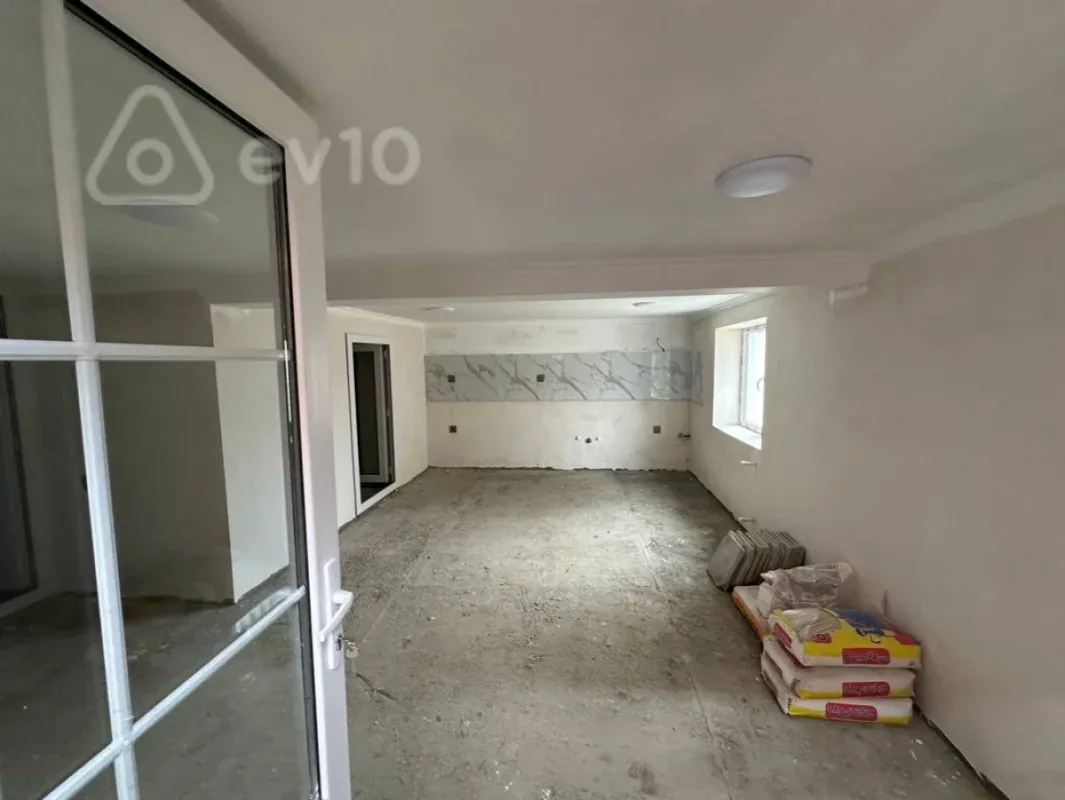 Satılır 4 otaqlı həyət evi 110 m²