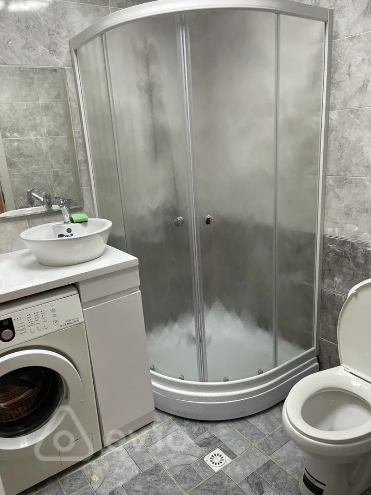 Kirayə verilir 2 otaqlı yeni tikili 60 m²