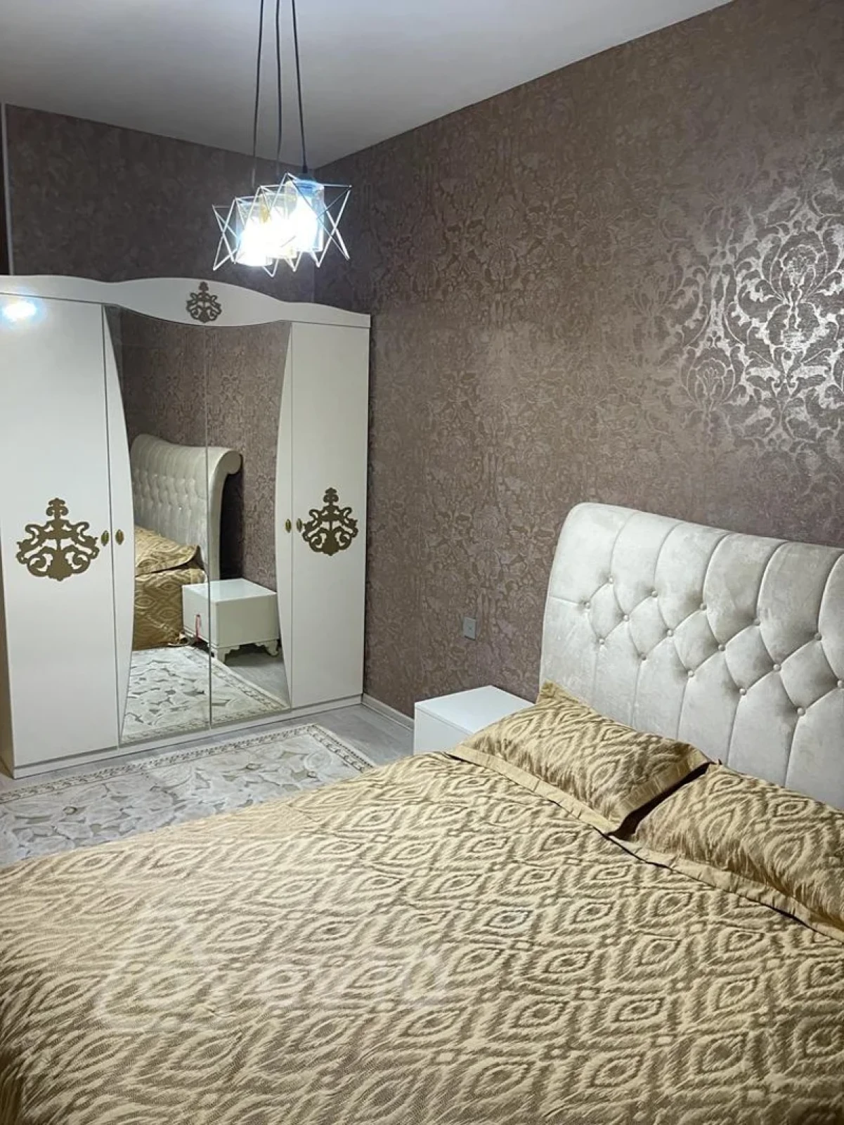 Kirayə verilir 2 otaqlı yeni tikili 60 m²
