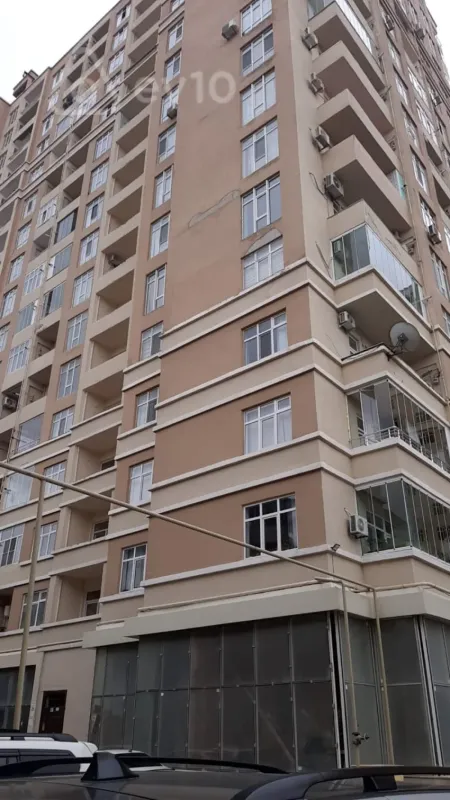 Kirayə verilir 2 otaqlı yeni tikili 60 m²