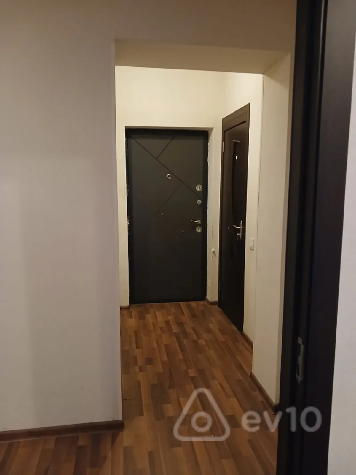 Kirayə verilir 2 otaqlı yeni tikili 60 m²