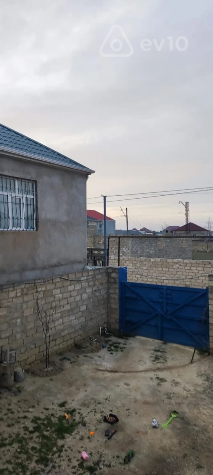 Satılır 4 otaqlı həyət evi 150 m²