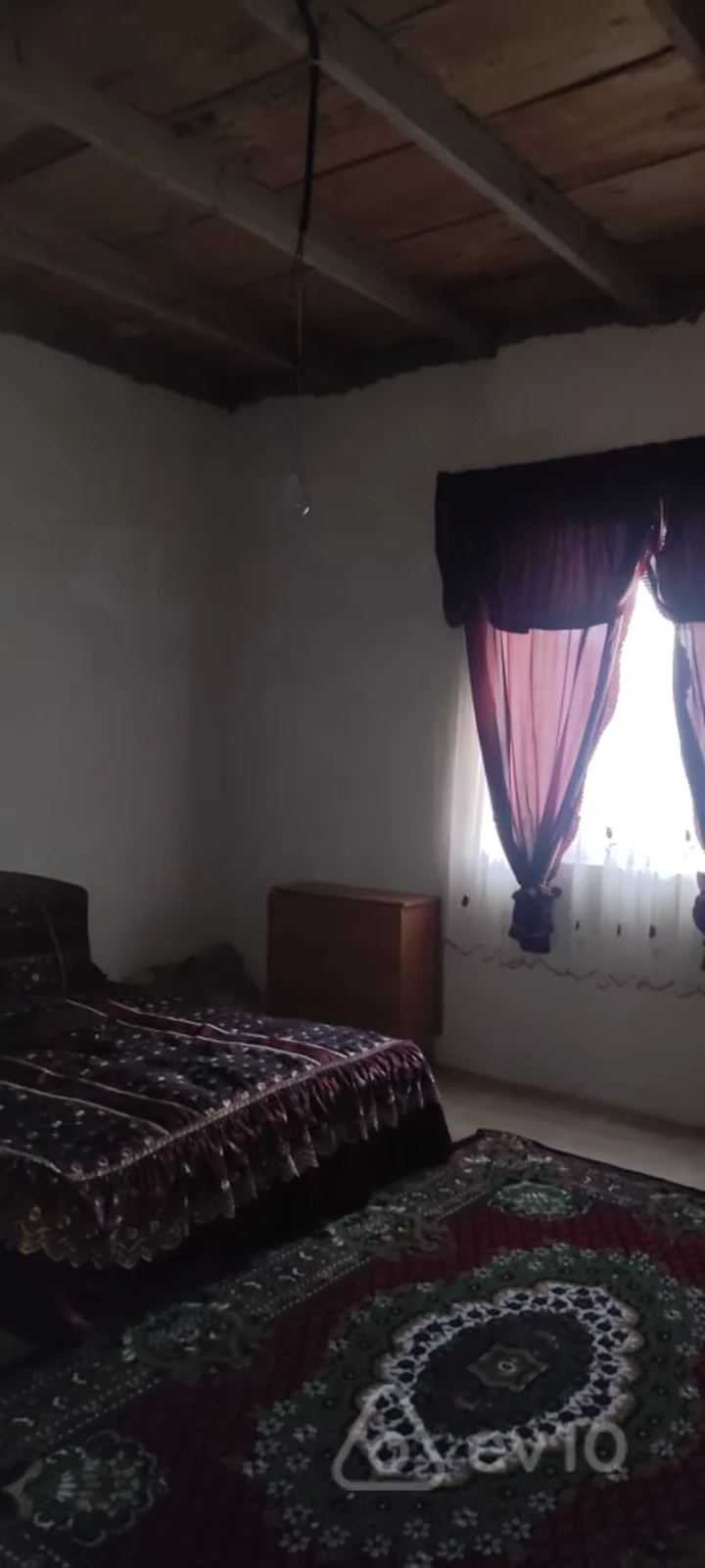 Satılır 4 otaqlı həyət evi 150 m²
