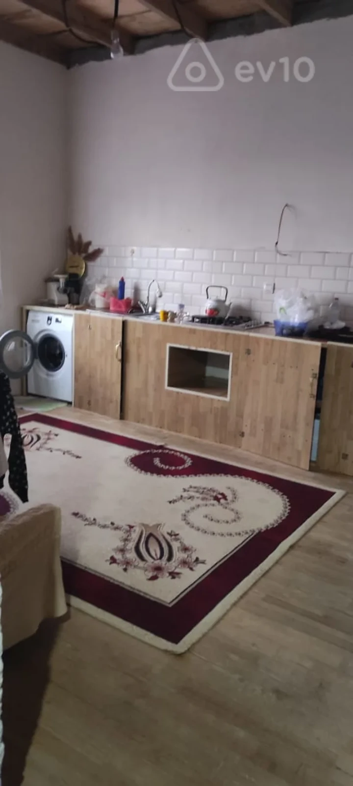 Satılır 4 otaqlı həyət evi 150 m²