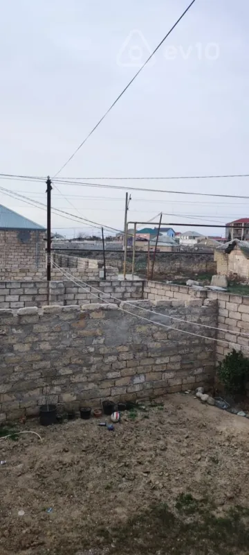 Satılır 4 otaqlı həyət evi 150 m²