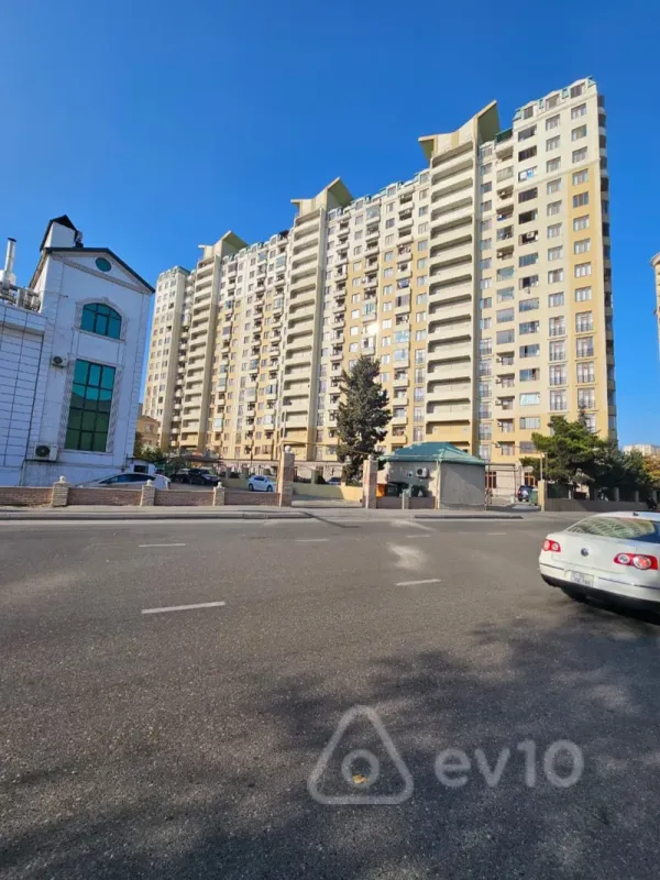 Kirayə verilir 2 otaqlı yeni tikili 50 m²