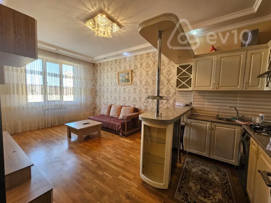 Kirayə verilir 2 otaqlı yeni tikili 50 m²