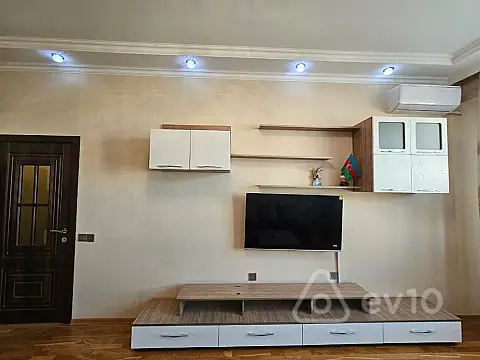 Kirayə verilir 2 otaqlı yeni tikili 50 m²