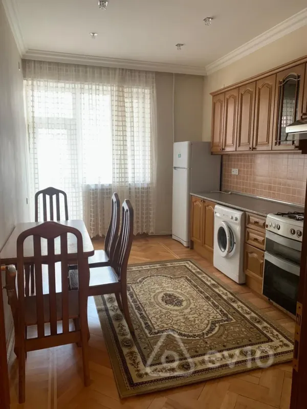 Kirayə verilir 2 otaqlı yeni tikili 87 m²