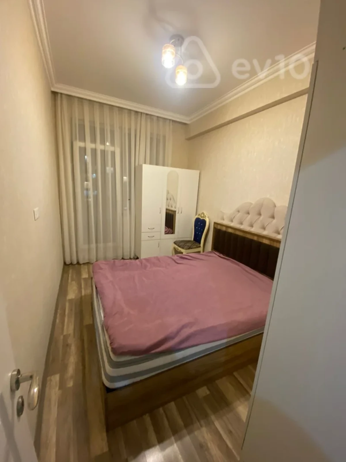 Kirayə verilir 2 otaqlı yeni tikili 50 m²