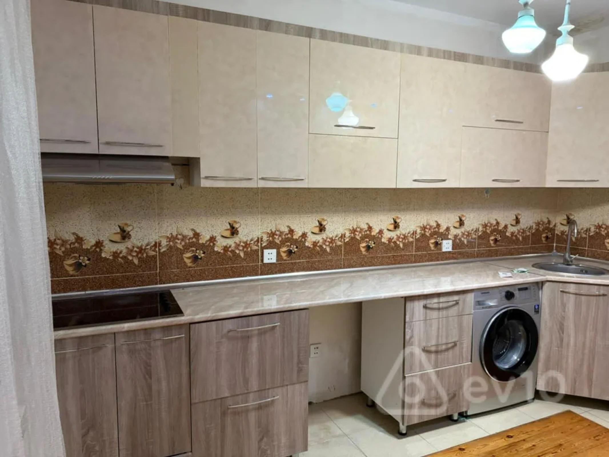 Kirayə verilir 3 otaqlı yeni tikili 91 m²