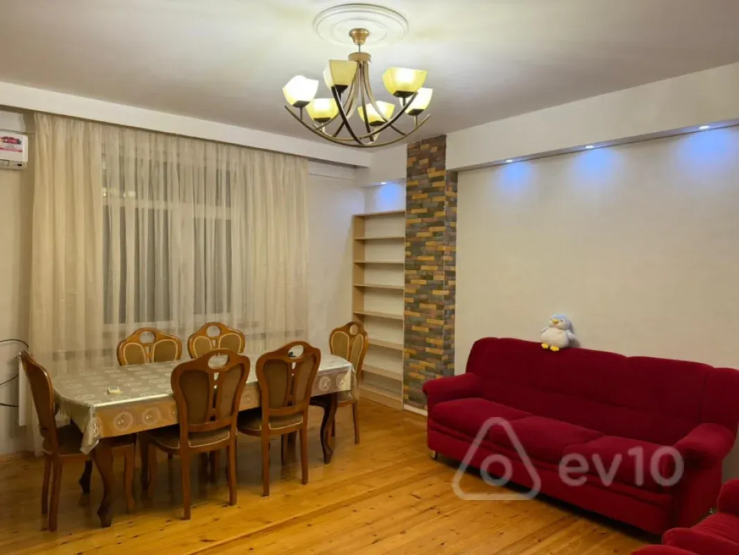 Kirayə verilir 3 otaqlı yeni tikili 91 m²