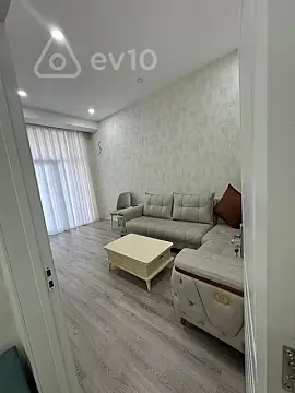 Kirayə verilir 2 otaqlı yeni tikili 66 m²