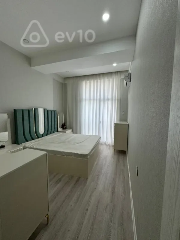 Kirayə verilir 2 otaqlı yeni tikili 66 m²
