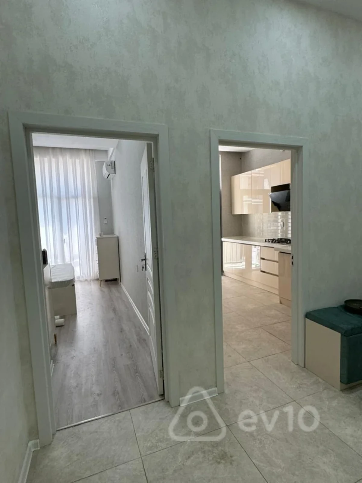 Kirayə verilir 2 otaqlı yeni tikili 66 m²