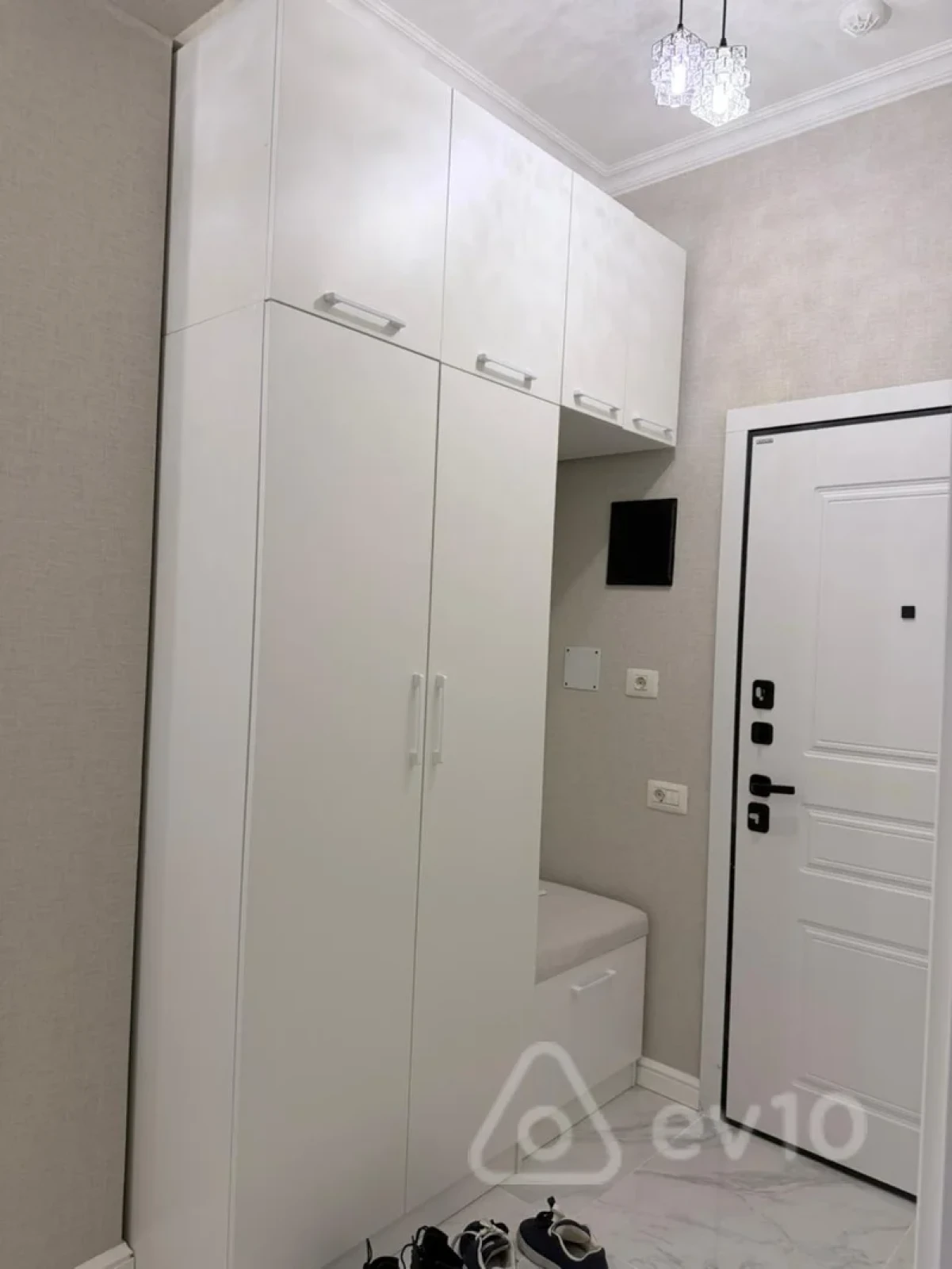 Kirayə verilir 3 otaqlı yeni tikili 80 m²