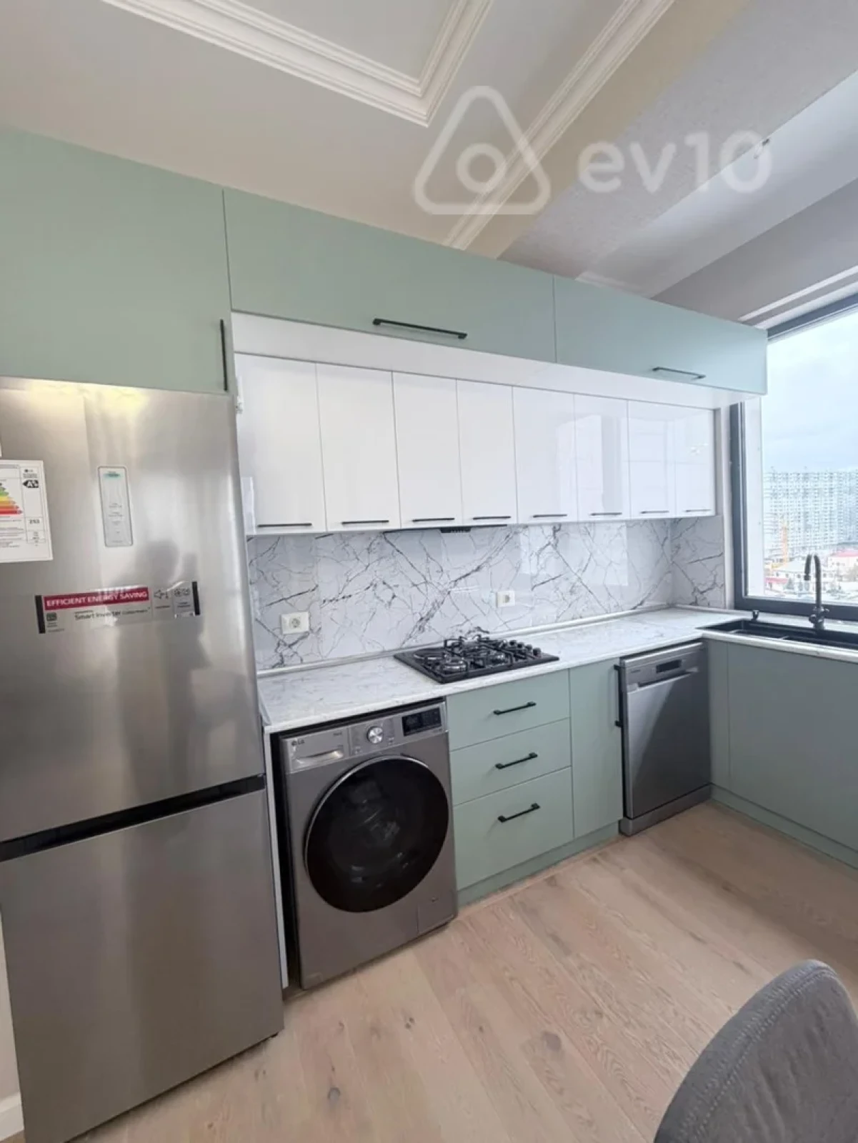 Kirayə verilir 3 otaqlı yeni tikili 80 m²