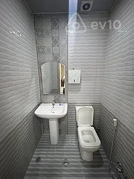 Kirayə verilir 3 otaqlı yeni tikili 127 m²