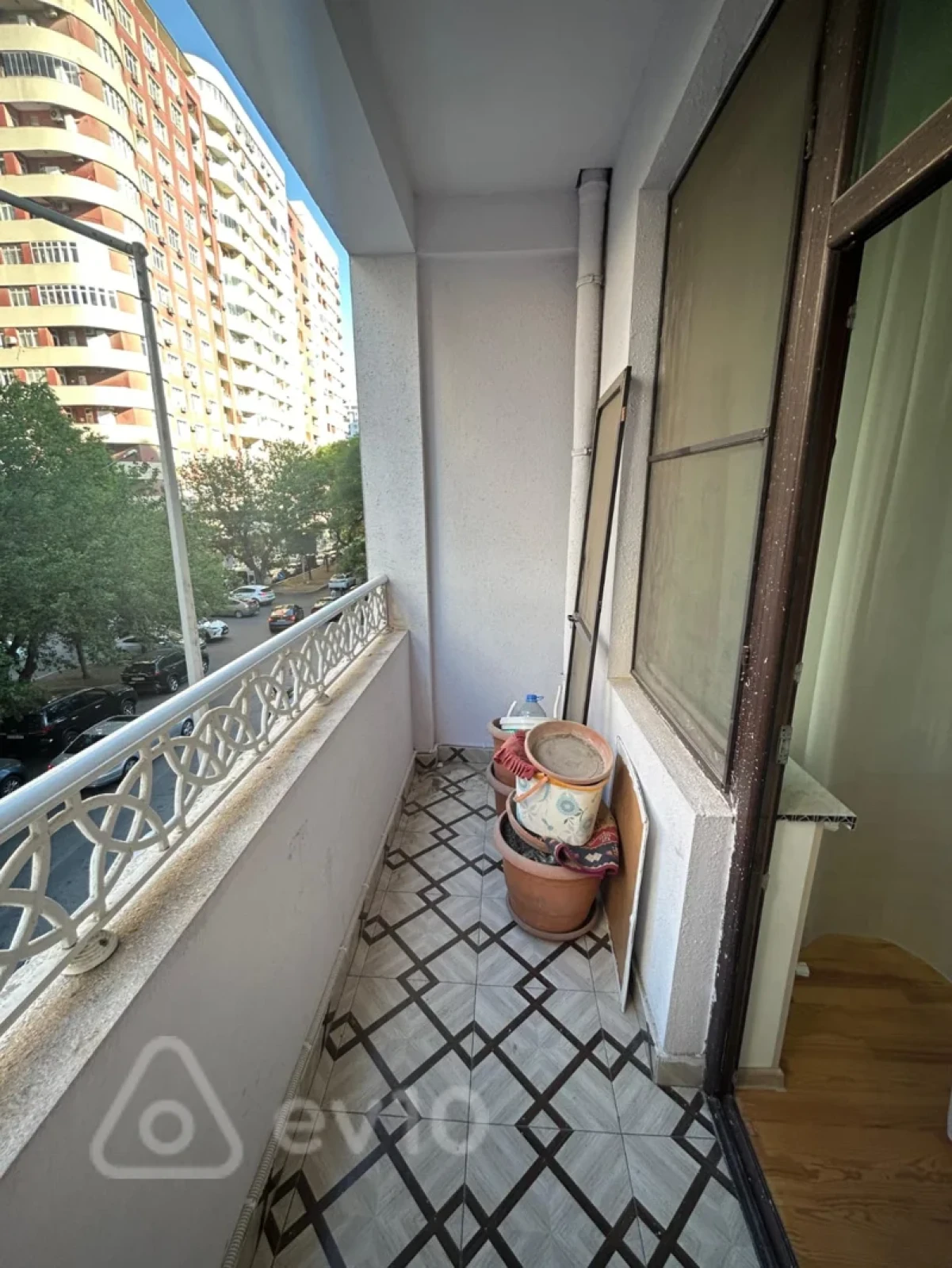 Kirayə verilir 3 otaqlı yeni tikili 127 m²