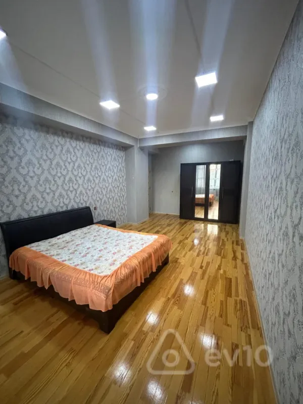 Kirayə verilir 3 otaqlı yeni tikili 127 m²