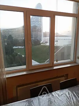 Kirayə verilir 3 otaqlı yeni tikili 100 m²