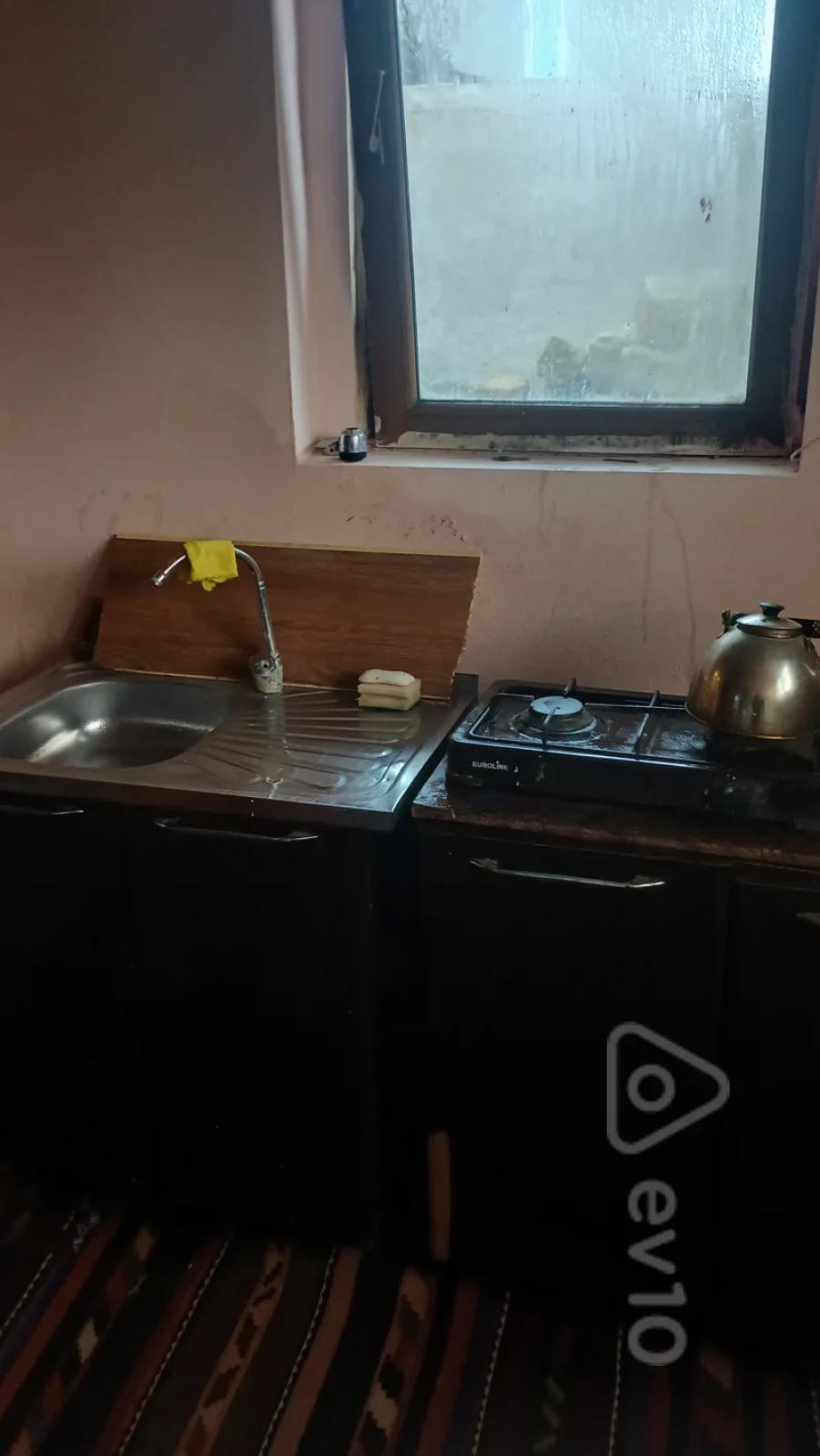 Kirayə verilir 2 otaqlı köhnə tikili 40 m²