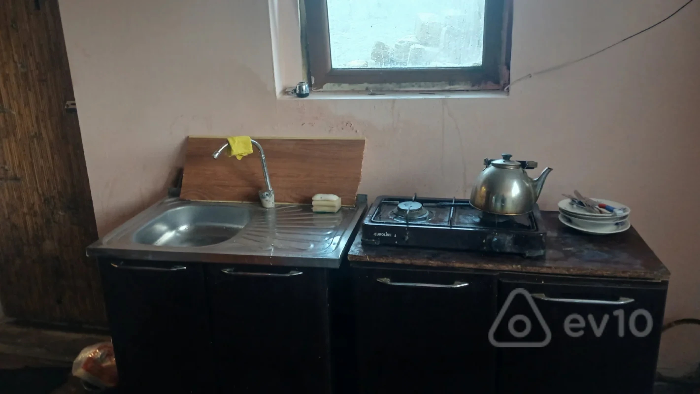 Kirayə verilir 2 otaqlı köhnə tikili 40 m²