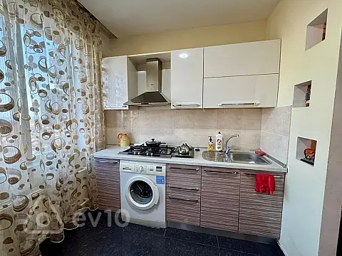 Kirayə verilir 2 otaqlı yeni tikili 75 m²