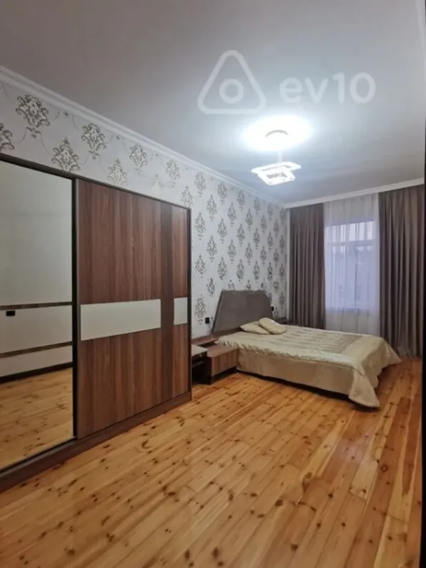 Kirayə verilir 3 otaqlı yeni tikili 75 m²