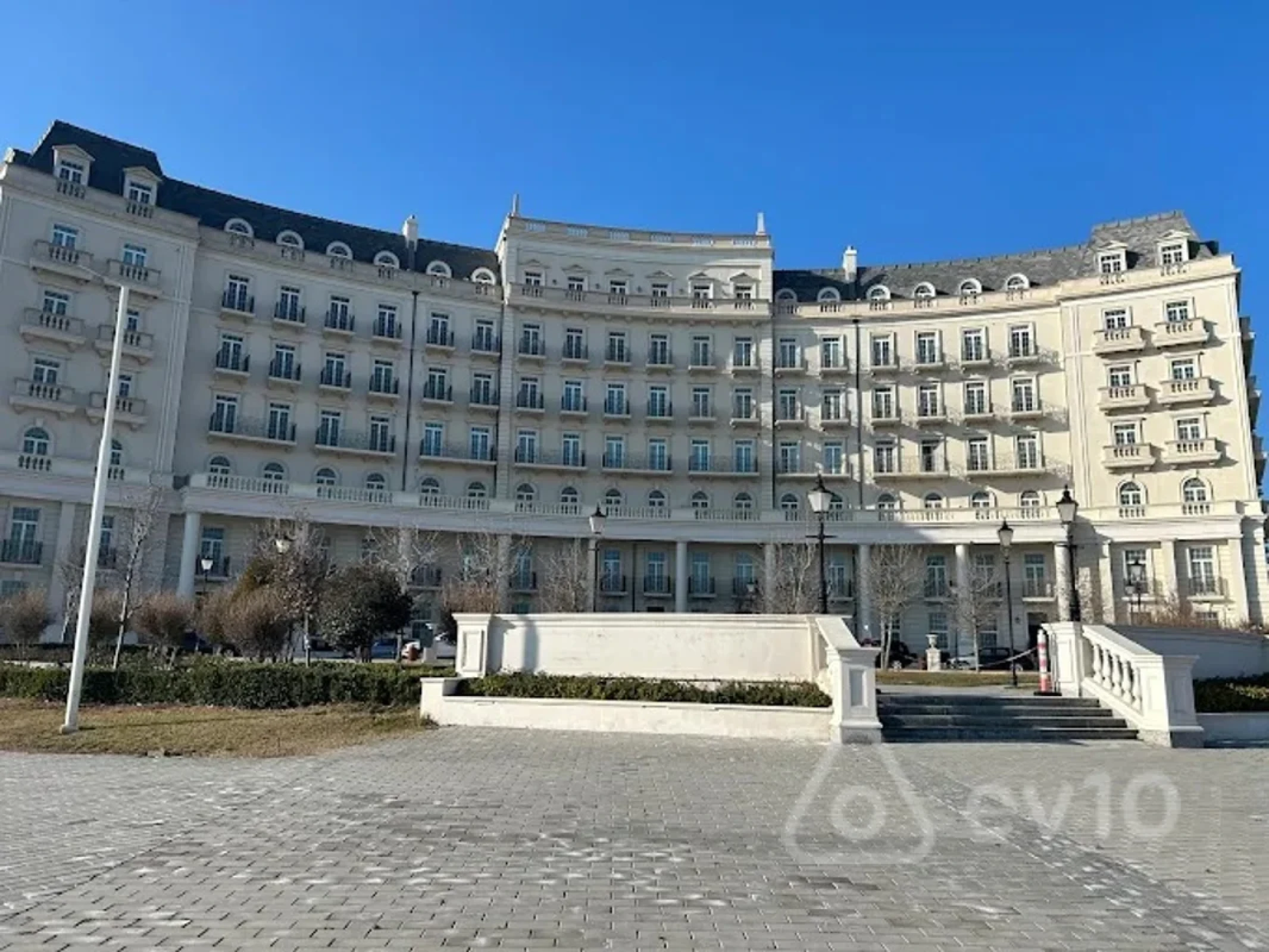 Kirayə verilir 2 otaqlı yeni tikili 60 m²