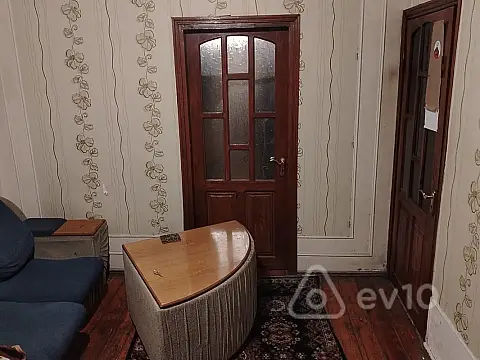 Kirayə verilir 2 otaqlı yeni tikili 60 m²