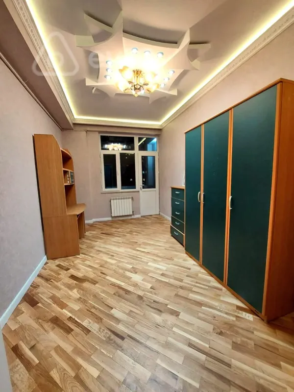 Satılır 2 otaqlı yeni tikili 74 m²