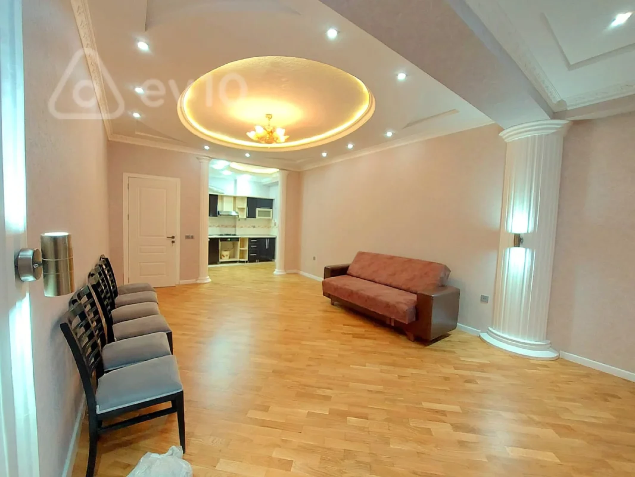 Satılır 2 otaqlı yeni tikili 74 m²