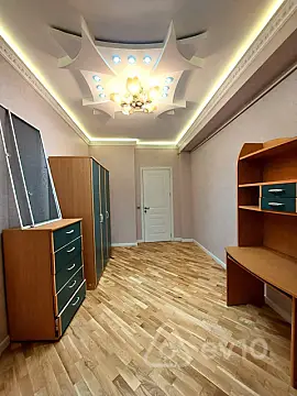 Satılır 2 otaqlı yeni tikili 74 m²