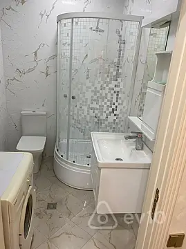Kirayə verilir 2 otaqlı yeni tikili 65 m²