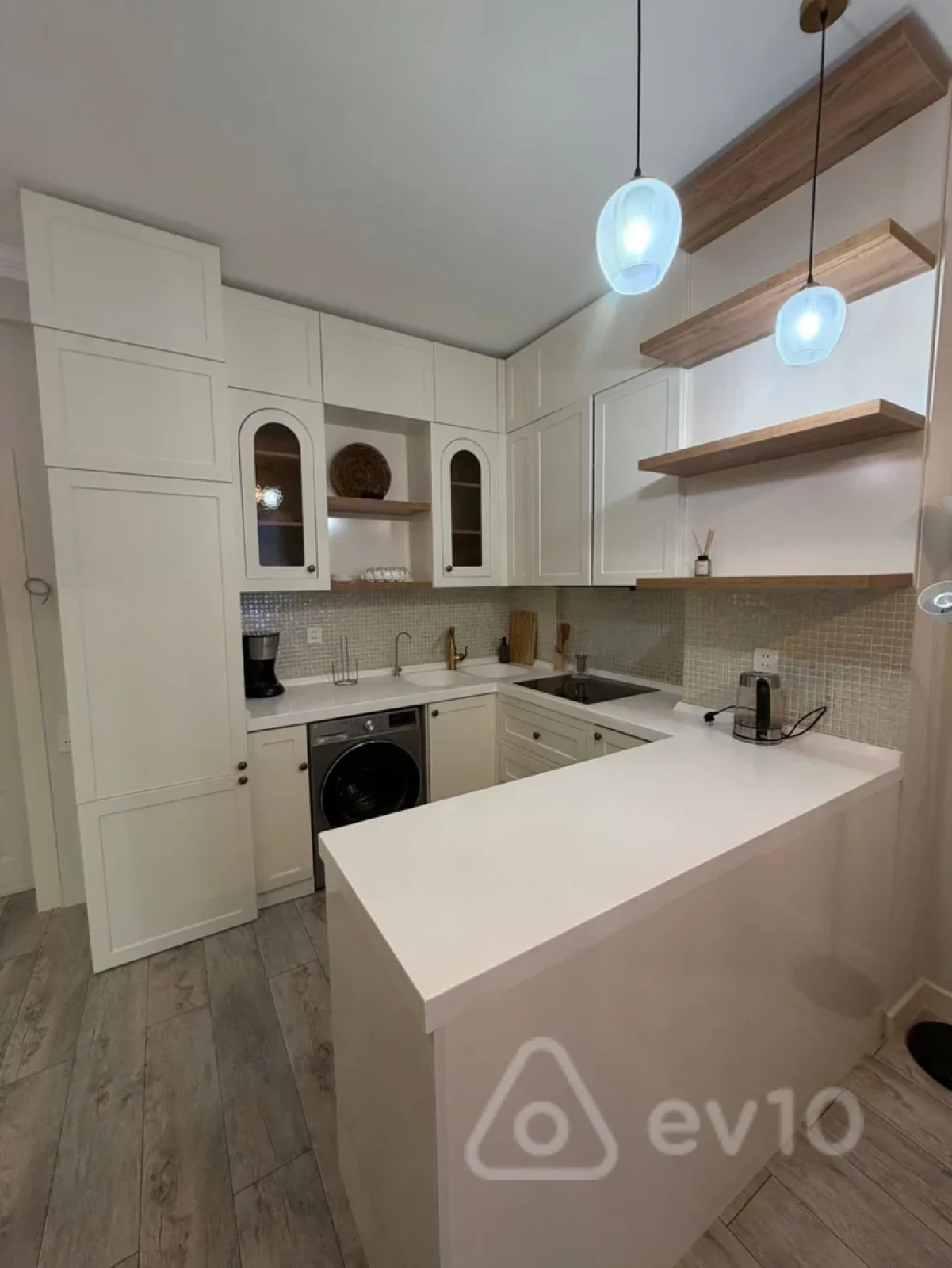 Kirayə verilir 2 otaqlı yeni tikili 60 m²