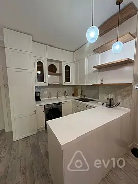 Kirayə verilir 2 otaqlı yeni tikili 60 m²