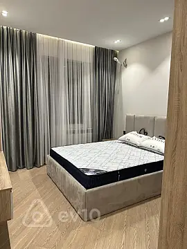 Kirayə verilir 2 otaqlı yeni tikili 75 m²