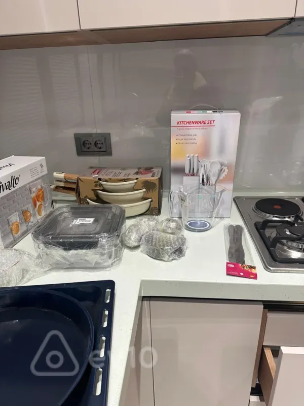 Kirayə verilir 2 otaqlı yeni tikili 75 m²