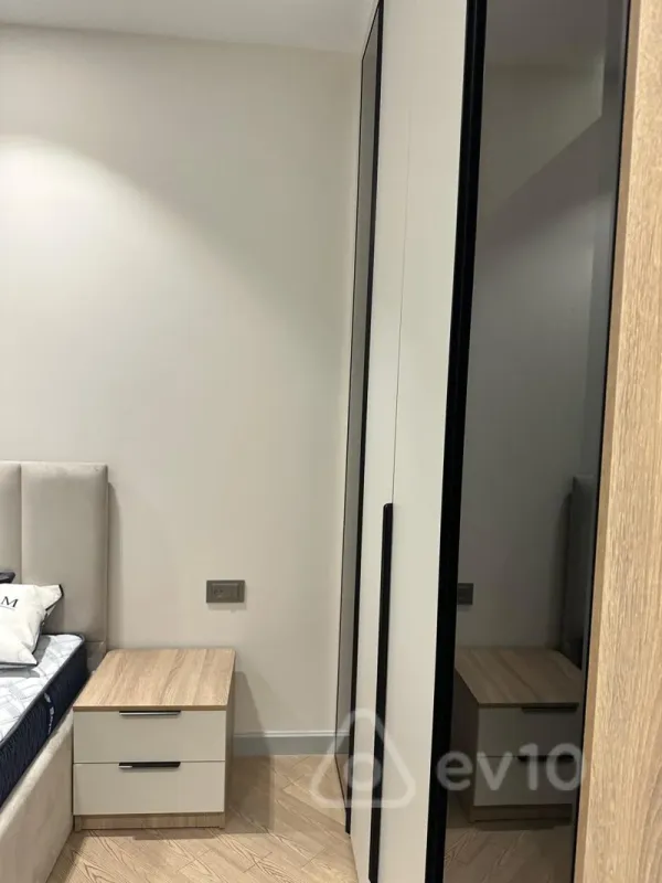 Kirayə verilir 2 otaqlı yeni tikili 75 m²