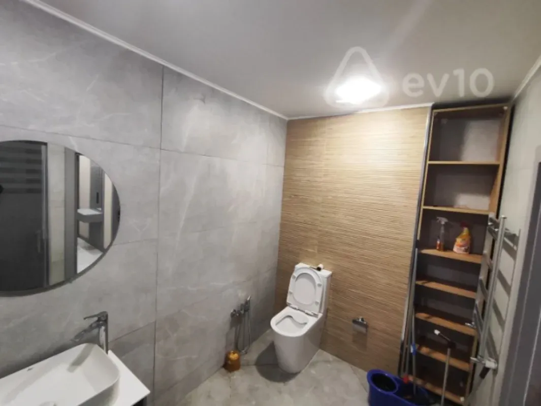 Kirayə verilir 2 otaqlı yeni tikili 67 m²