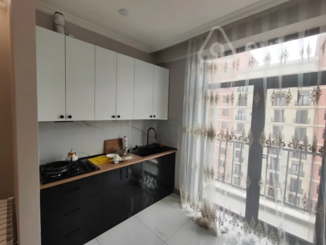 Kirayə verilir 2 otaqlı yeni tikili 67 m²