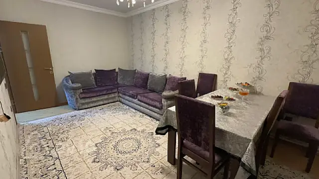 Satılır 3 otaqlı köhnə tikili 70 m²