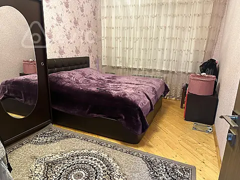 Satılır 3 otaqlı köhnə tikili 70 m²